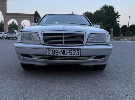 Mercedes C 220