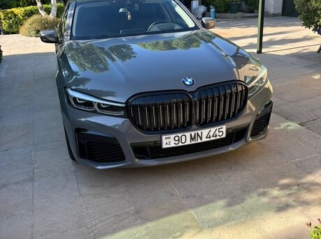 BMW 740