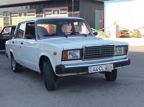 LADA (VAZ) 2107