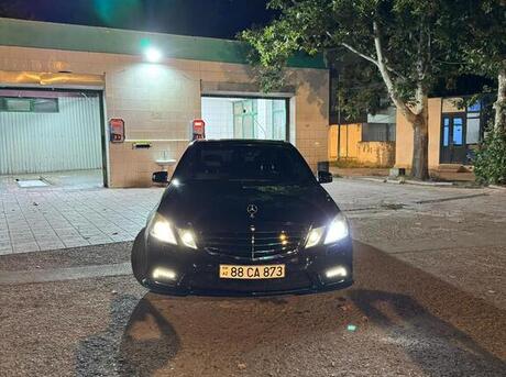 Mercedes E 350