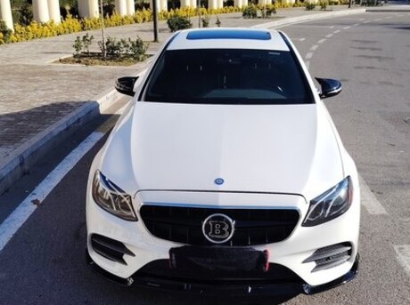 Mercedes E 300 4MATIC
