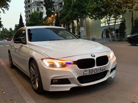 BMW 330