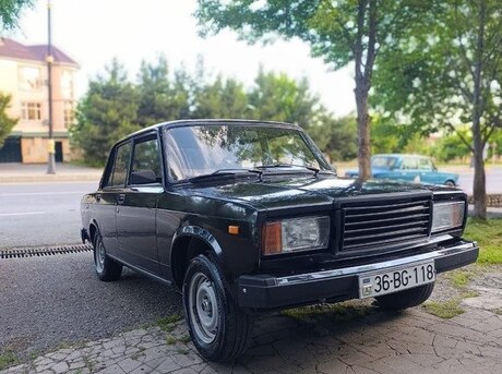 LADA (VAZ) 2107