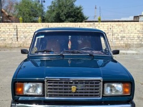 LADA (VAZ) 2107
