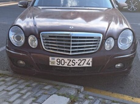 Mercedes E 230