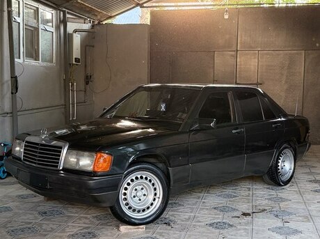 Mercedes 190