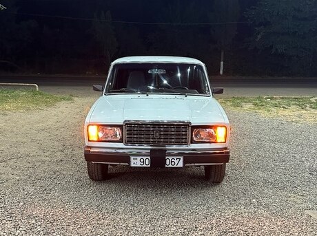 LADA (VAZ) 2107