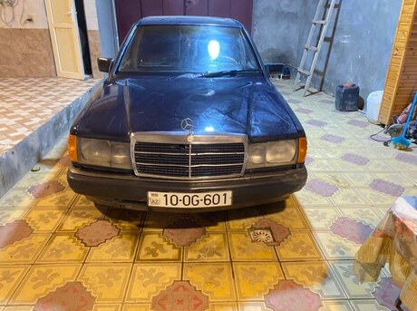 Mercedes 190