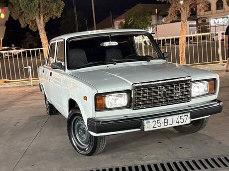 LADA (VAZ) 2107