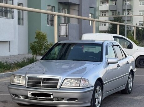 Mercedes C 220