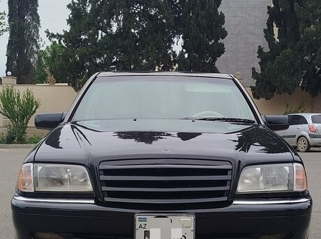 Mercedes C 230