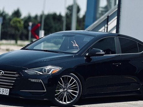 Hyundai Elantra