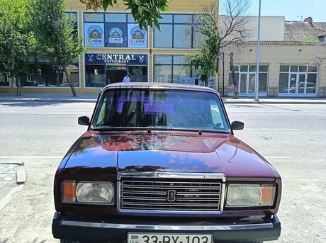 LADA (VAZ) 2107