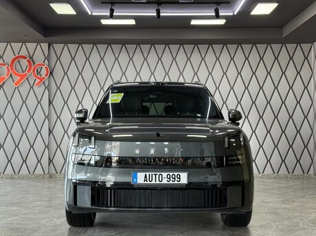 Lynk & Co 900