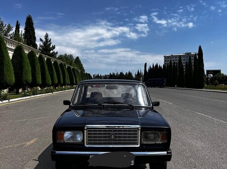 LADA (VAZ) 2107
