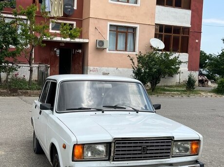 LADA (VAZ) 2107