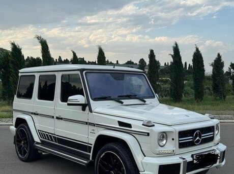 Mercedes G 500