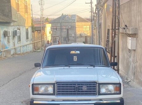 LADA (VAZ) 2107