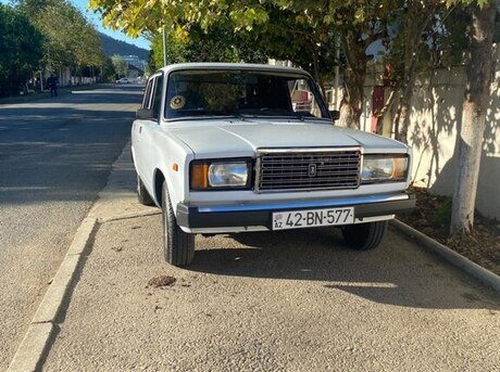 LADA (VAZ) 2107