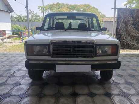 LADA (VAZ) 2107