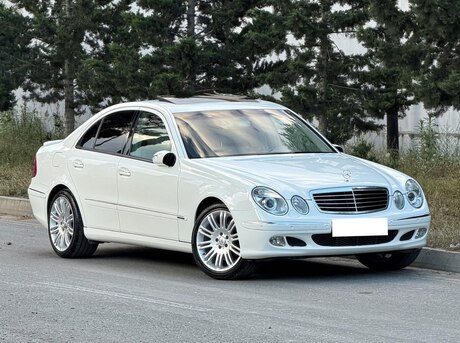 Mercedes E 240