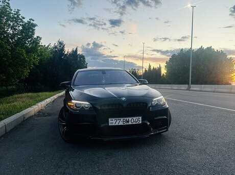 BMW 528