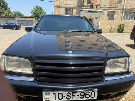 Mercedes C 220