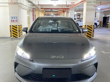 BYD Seal 05