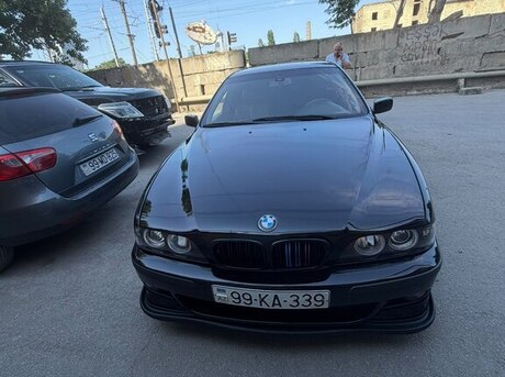 BMW 523