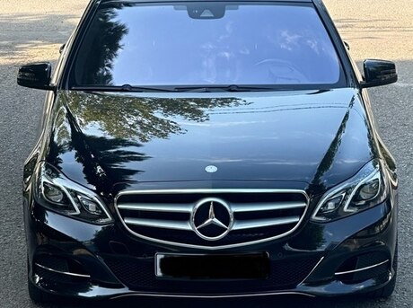 Mercedes E 200