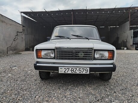 LADA (VAZ) 2107