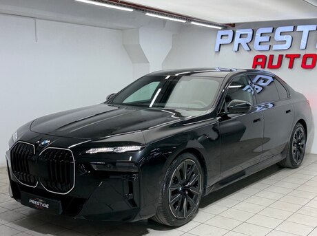 BMW 740
