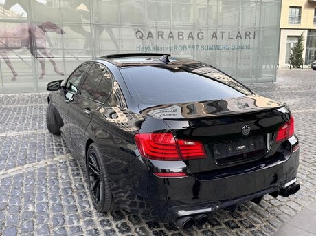 BMW 528