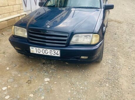 Mercedes C 180