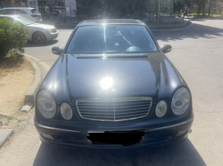 Mercedes E 500