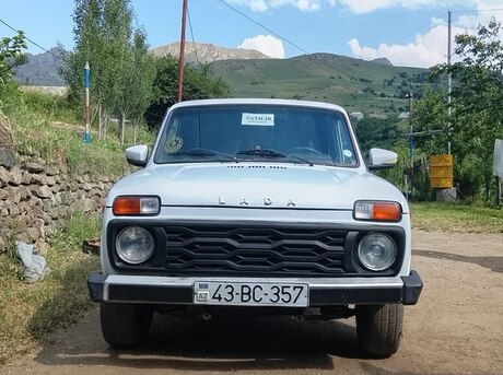 LADA (VAZ) Niva