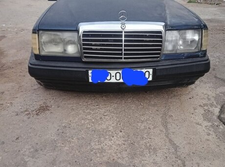 Mercedes 200 E