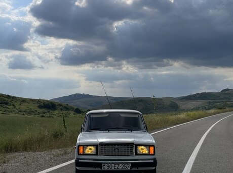 LADA (VAZ) 2107
