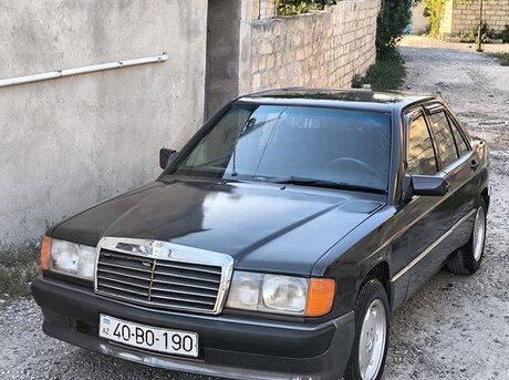 Mercedes 190