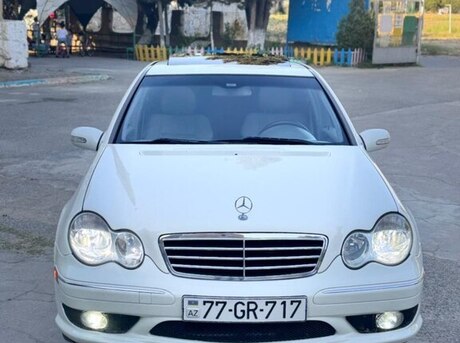 Mercedes C 230