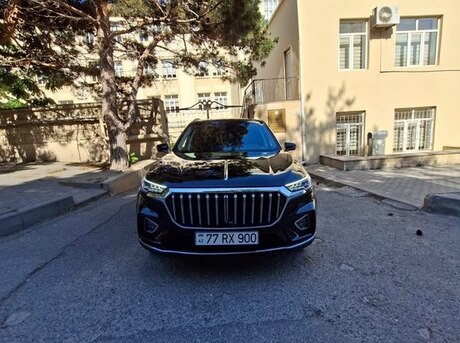 Hongqi HS5