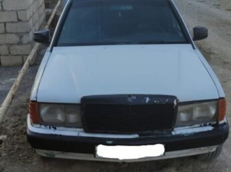 Mercedes 190