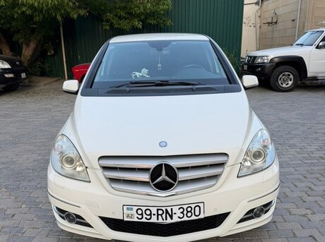 Mercedes B 170