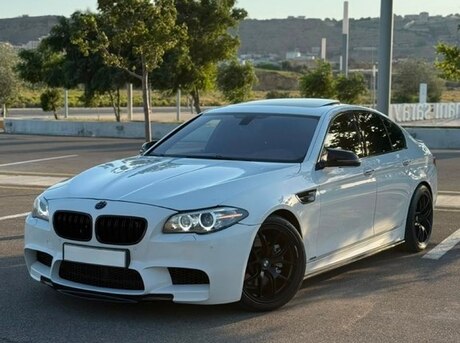 BMW 528