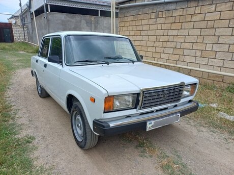 LADA (VAZ) 2107
