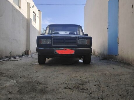 LADA (VAZ) 2107