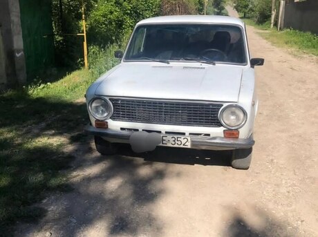 LADA (VAZ) 21011