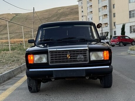 LADA (VAZ) 2107