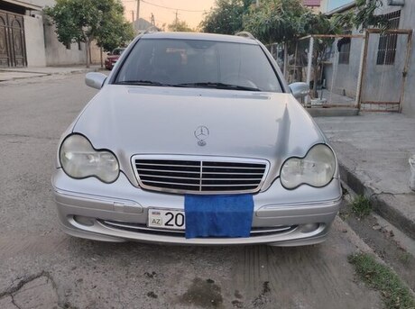 Mercedes C 220