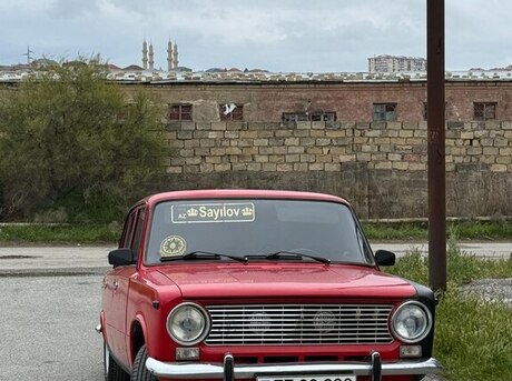 LADA (VAZ) 21011